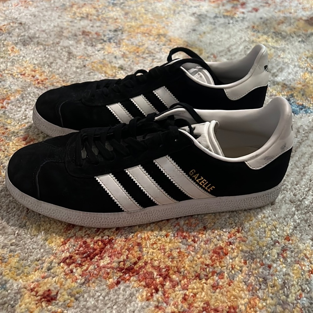 Black Adidas Gazelle Sneakers